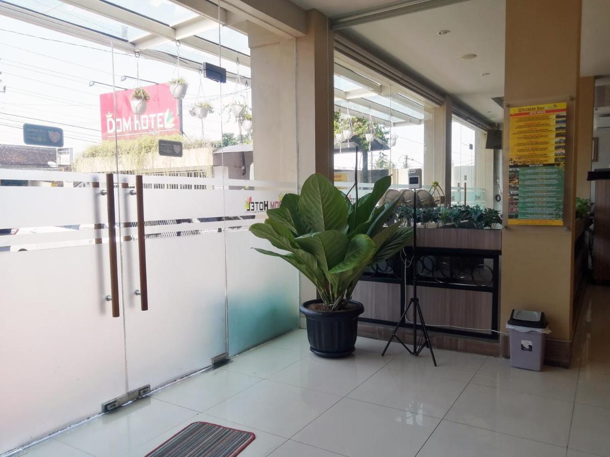 Dom Hotel Jogja Ngaglik Esterno foto