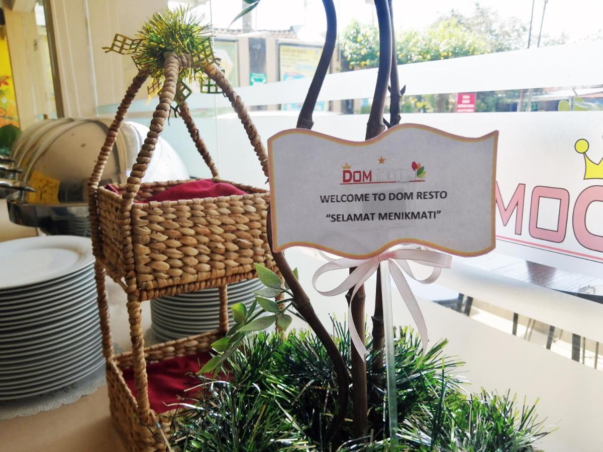 Dom Hotel Jogja Ngaglik Esterno foto