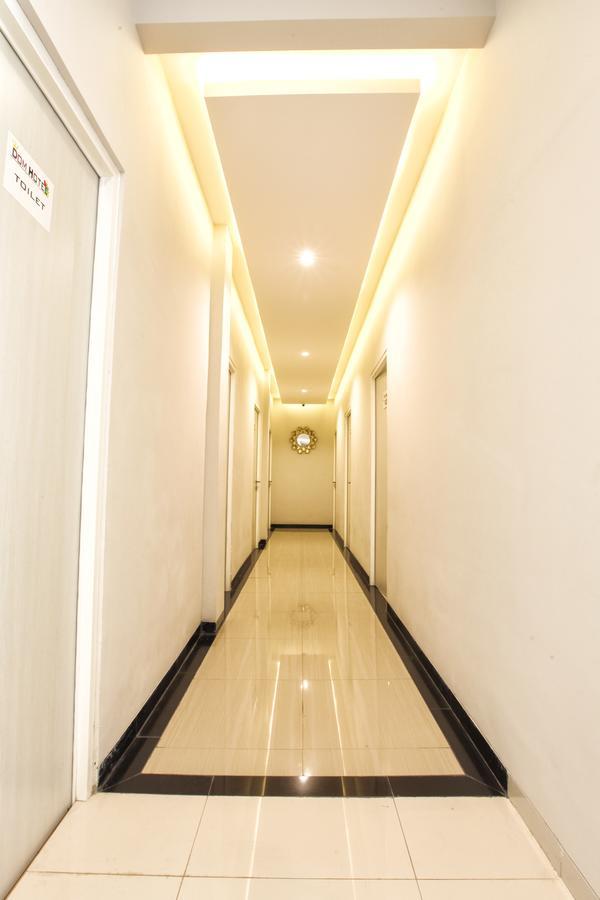 Dom Hotel Jogja Ngaglik Esterno foto