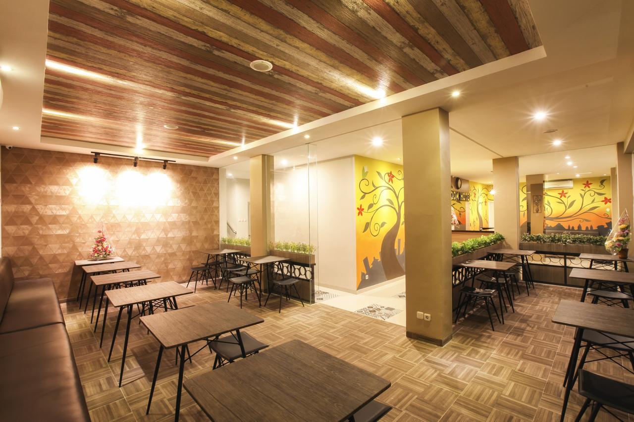 Dom Hotel Jogja Ngaglik Esterno foto