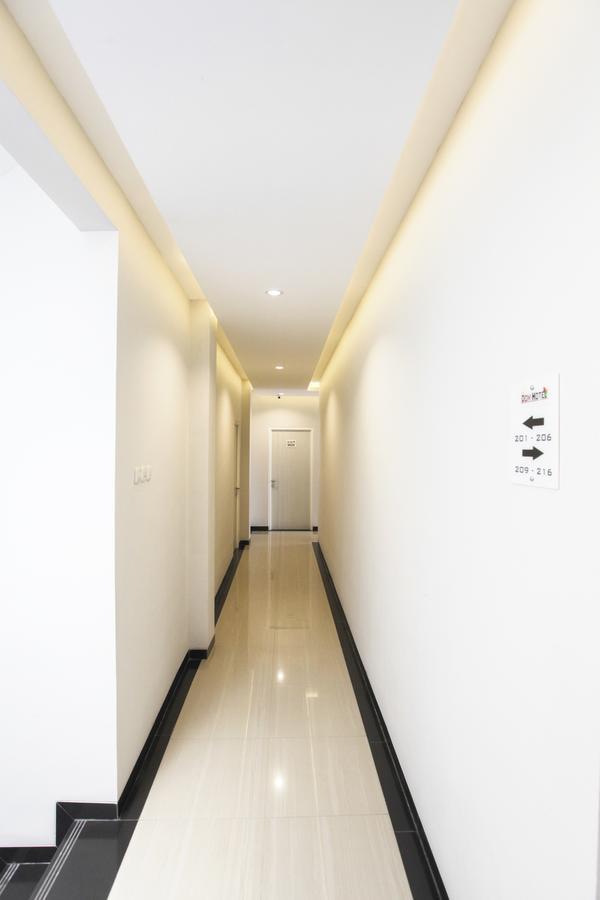 Dom Hotel Jogja Ngaglik Esterno foto